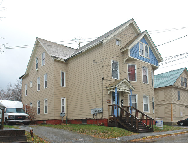 178 Holland St in Lewiston, ME - Building Photo - Building Photo