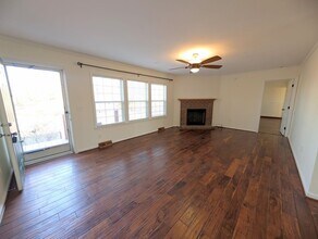 5281 Barham Rd in Barhamsville, VA - Building Photo - Building Photo