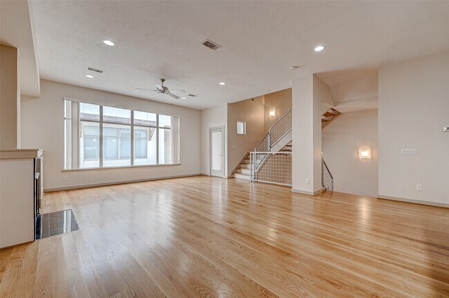 property at 5315 Lillian St