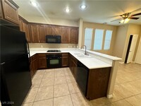 11518 Belmont Lake Dr in Las Vegas, NV - Building Photo - Building Photo