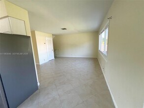 2430 NW 116th Terrace in Coral Springs, FL - Building Photo - Building Photo