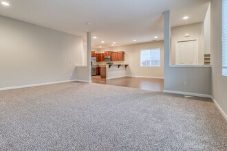 6232 NE Sherborne St in Hillsboro, OR - Building Photo - Building Photo