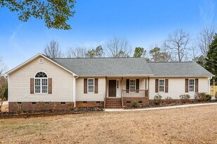 77 Smiths Creek Dr in Clayton, NC - Building Photo