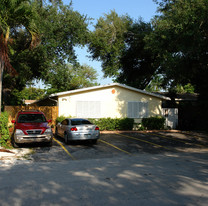 813 SW 14th Ave Apartments