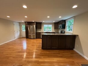 41 Melody Ln in Essex, CT - Building Photo - Building Photo