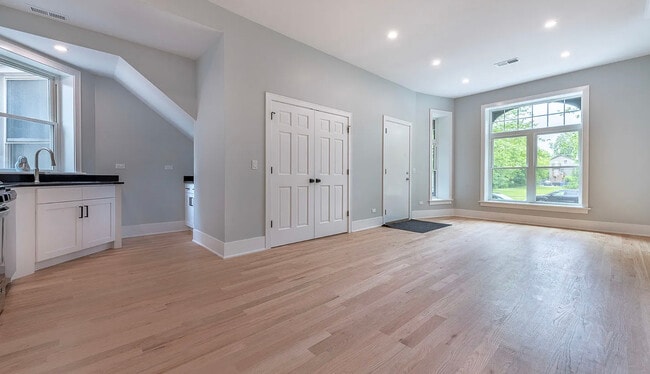 3246 W Fulton Blvd in Chicago, IL - Building Photo - Building Photo