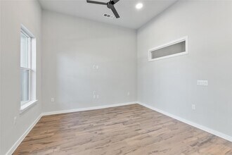 4510 Terry-o Ln, Unit 109 in Austin, TX - Building Photo - Building Photo