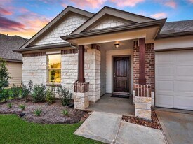 40315 S Hill Pass in Magnolia, TX - Building Photo