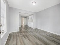 4319 Chapman St photo'