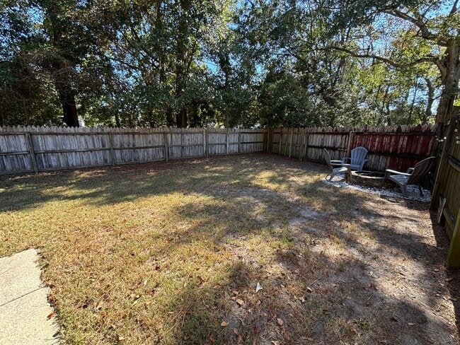 1109 Chapparal Cir in Hinesville, GA - Building Photo - Building Photo