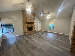 3817 Titan Trl in Denton, TX - Building Photo - Building Photo