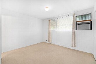 3093 Pualei Cir in Honolulu, HI - Building Photo - Building Photo