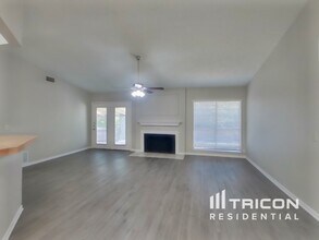 10235 Flatland Trail in Converse, TX - Building Photo - Building Photo