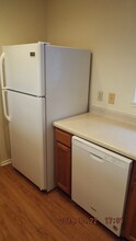 7511 Longing Trail in San Antonio, TX - Building Photo - Building Photo