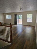 9611 N Normandie Ln in Spokane, WA - Building Photo