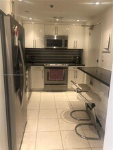 10185 Collins Ave in Bal Harbour, FL - Building Photo - Building Photo
