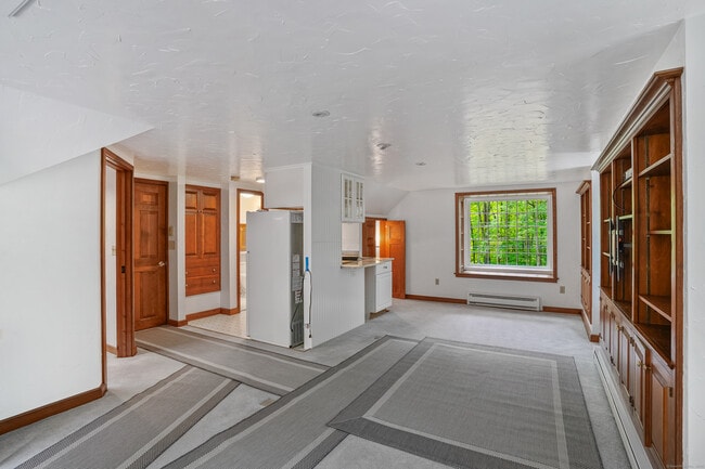 property at 86 Gallows Hill Rd