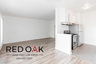 1051 N Ogden Dr in West Hollywood, CA - Building Photo - Building Photo