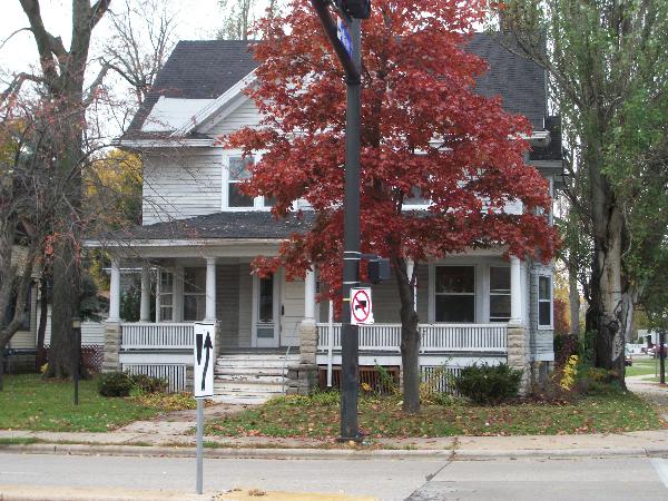 Almena Duplex II in Green Bay, WI - Building Photo