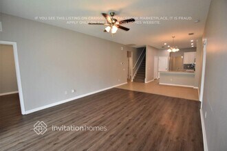 5905 Lilac Lake Dr in Riverview, FL - Building Photo - Building Photo