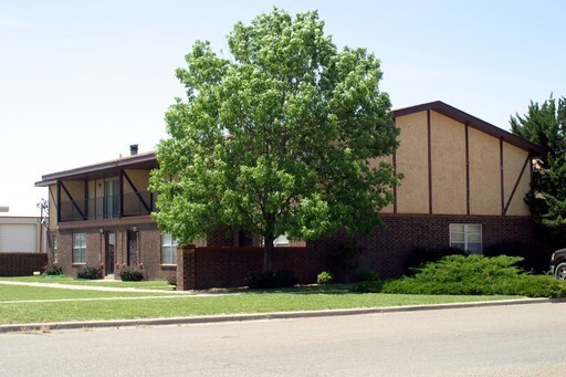 3520 Adenmor Ct in Clovis, NM - Building Photo