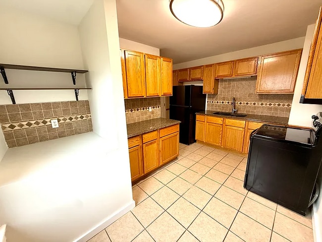 517 Beckman St in Dayton, OH - Foto de edificio - Building Photo