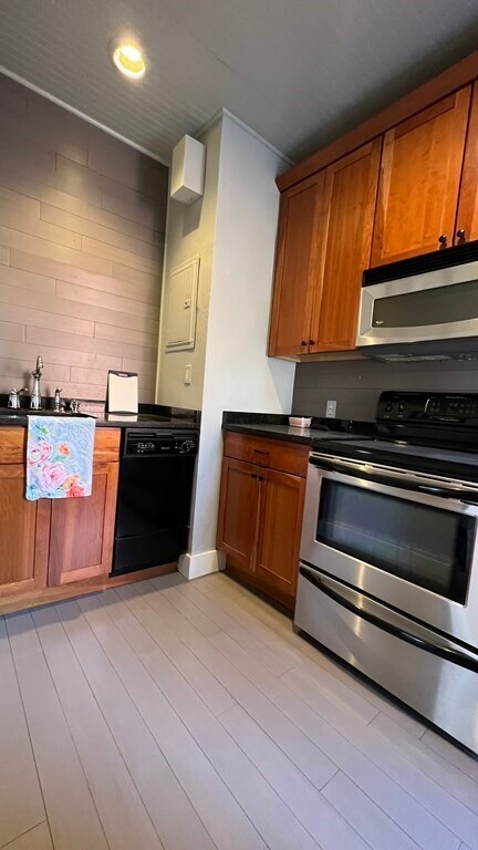 351 Beacon St, Unit 6 in Boston, MA - Building Photo - Building Photo