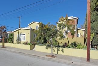 The Bungalows at Ocean Park in Santa Monica, CA - Building Photo - Building Photo