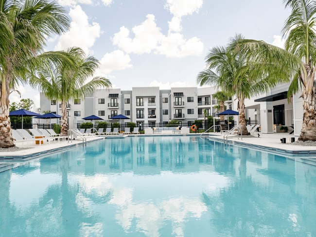 Marquee Square in Tampa, FL - Building Photo - Building Photo