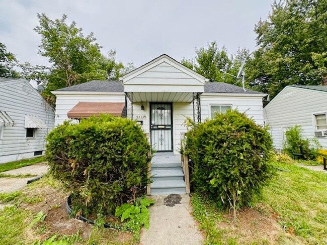 property at 9213 Plainview Ave