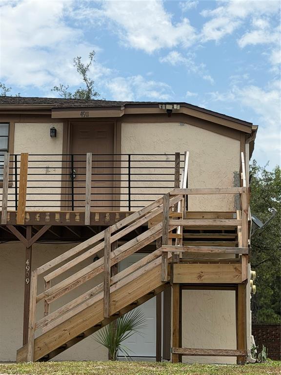 property at 4911 Silver Oaks Village
