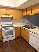 608 Gerald Ave in Lehigh Acres, FL - Building Photo