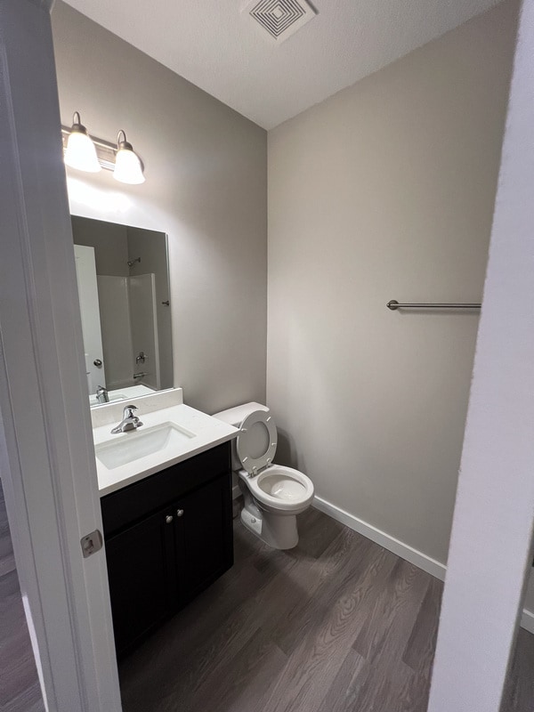 property at 5185 N Cypress St