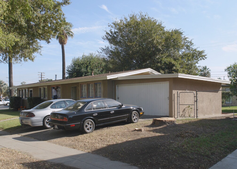 408-505 E Grand Blvd in Corona, CA - Building Photo