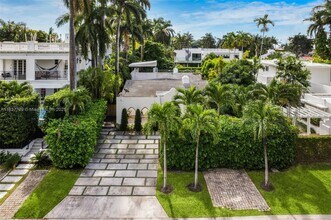 110 3rd San Marino Ter in Miami Beach, FL - Building Photo - Building Photo