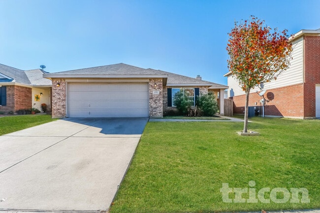 172 Washington Way in Venus, TX - Building Photo - Building Photo