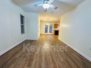 846 Blue Spruce Way in Knoxville, TN - Foto de edificio - Building Photo