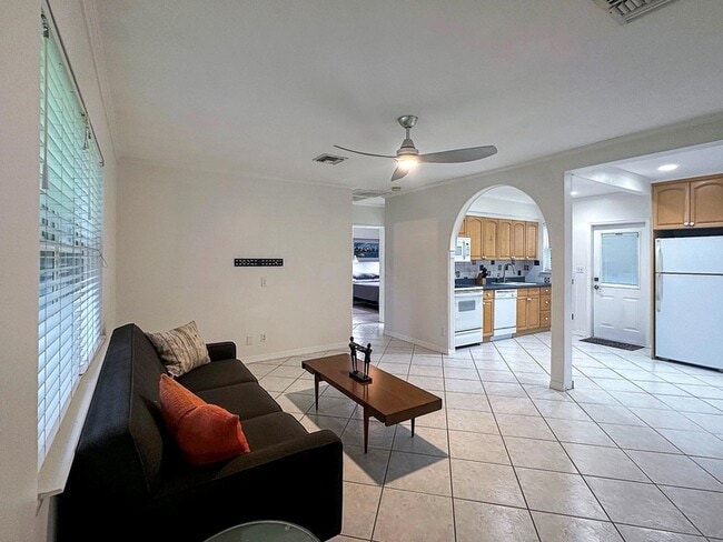 1613 NW 4th Ave, Unit 4530-3 in Fort Lauderdale, FL - Building Photo - Building Photo