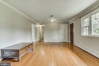 4902 Pole Rd in Alexandria, VA - Building Photo - Building Photo