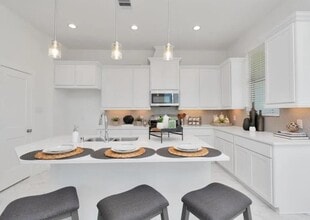 1526 Crystal Stream Dr in Sienna, TX - Building Photo - Building Photo