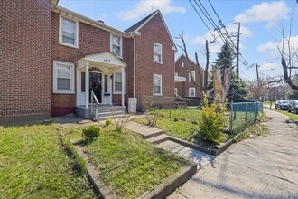 2802 N Constitution Rd in Camden, NJ - Foto de edificio - Building Photo