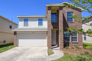 19014 Prairie Bluff Dr in Cypress, TX - Building Photo