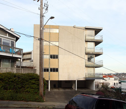 Dexter House Apartments in Seattle, WA - Building Photo - Building Photo