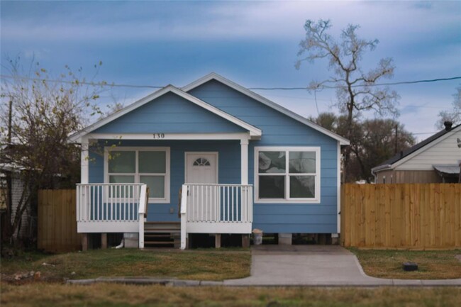 130 S Gulls Cut in Baytown, TX - Building Photo - Building Photo