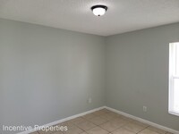 236 Rollins Dr photo'