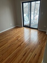 947 W 51st St in Chicago, IL - Building Photo - Building Photo