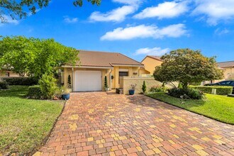 2075 NW 15th Pl in Delray Beach, FL - Building Photo - Building Photo