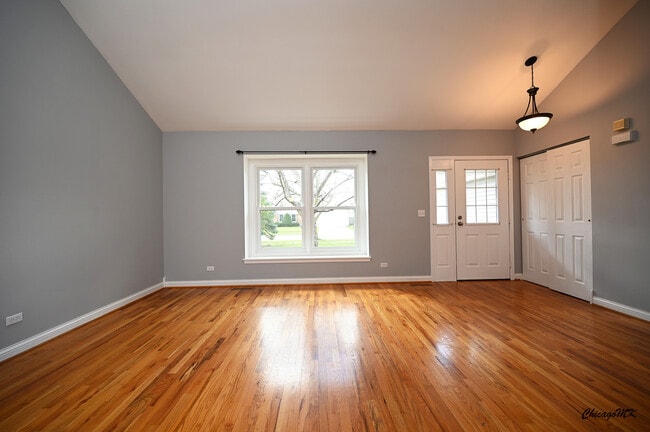 744 Concord Dr in Crystal Lake, IL - Building Photo - Building Photo