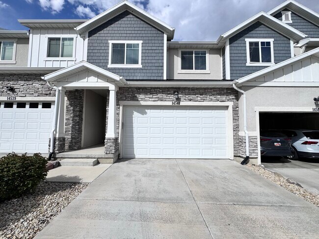 14541 S Juniper Shade Dr in Herriman, UT - Building Photo - Building Photo