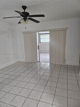 10641 SW 108th Ave in Miami, FL - Building Photo - Building Photo